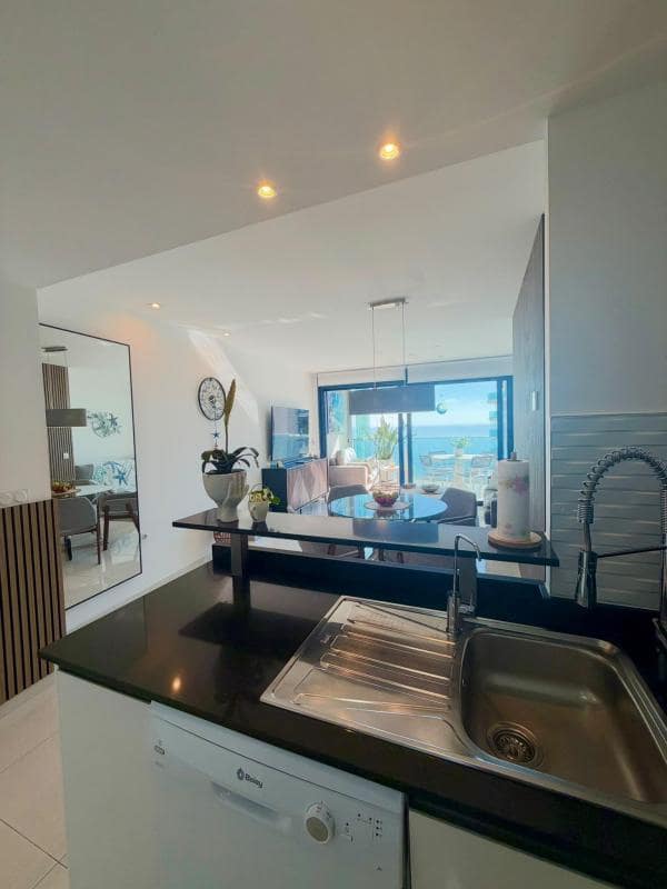 2 soveværelse Lejlighed til salg i Torrevieja med swimmingpool - € 509.990 (Ref: 10181299)