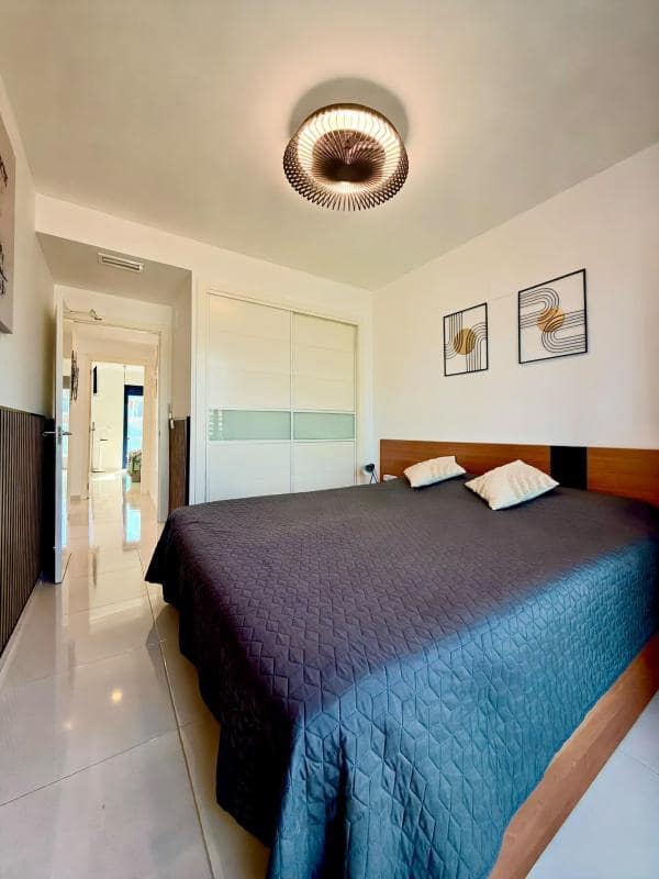 2 soveværelse Lejlighed til salg i Torrevieja med swimmingpool - € 509.990 (Ref: 10181299)
