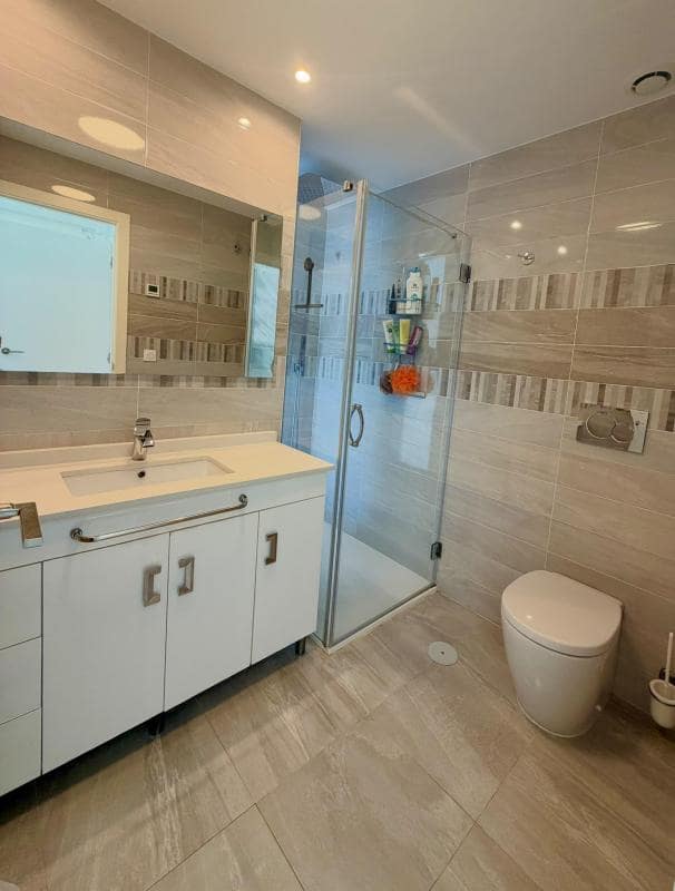 2 soveværelse Lejlighed til salg i Torrevieja med swimmingpool - € 509.990 (Ref: 10181299)