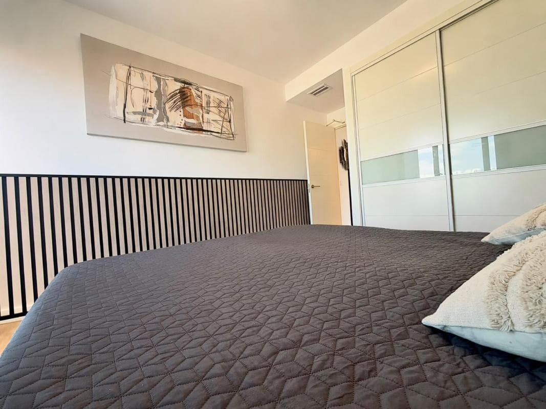 2 soveværelse Lejlighed til salg i Torrevieja med swimmingpool - € 509.990 (Ref: 10181299)