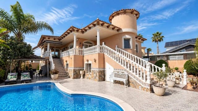 4 bedroom Villa for sale in Benferri with pool garage - € 467,000 (Ref: 10181301)