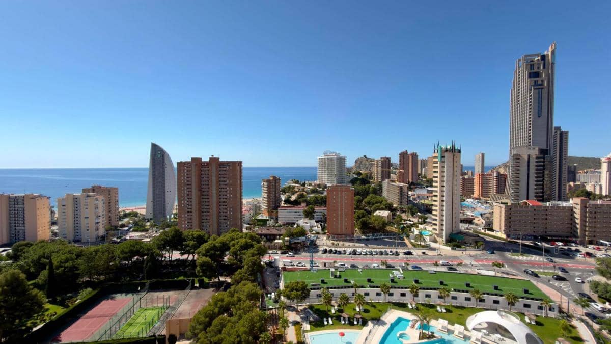 3 makuuhuone Huoneisto myytävänä paikassa Benidorm mukana uima-altaan 
autotalli - 745 000 € (Ref: 10181313)
