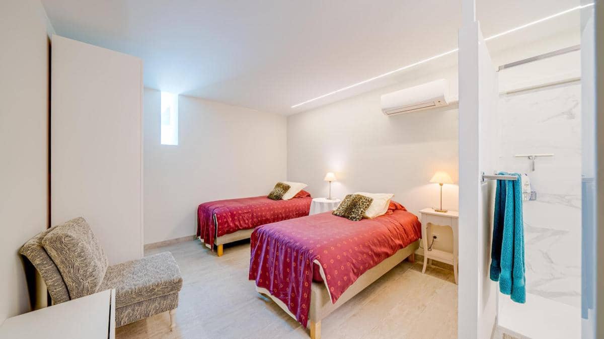 5 soverom Villa til salgs i Finestrat med svømmebasseng garasje - € 895 000 (Ref: 10181319)