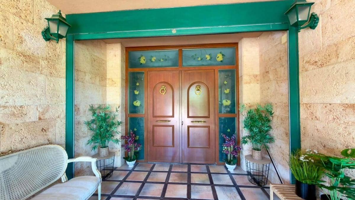 8 quarto Moradia para venda em Calpe / Calp com piscina garagem - 2 500 000 € (Ref: 10181320)