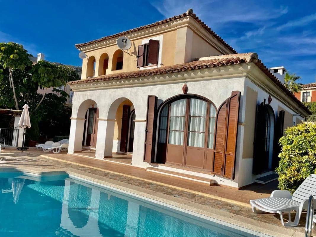 3 chambre Villa/Maison à vendre à Finestrat avec piscine garage - 680 000 € (Ref: 10181322)