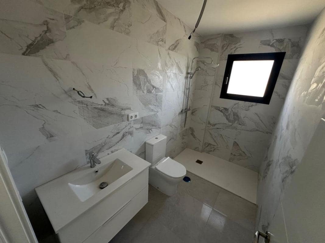 5 soverom Villa til salgs i San Vicente / Sant Vicent del Raspeig med garasje - € 590 000 (Ref: 10181327)