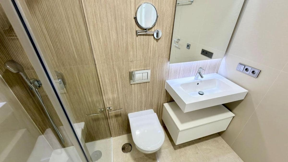 3 bedroom Apartment for sale in Benidorm with pool garage - € 1,439,000 (Ref: 10181330)