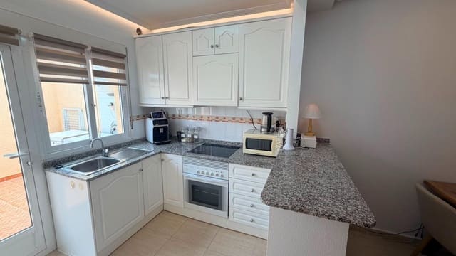 2 soverom Hus til salgs i Los Montesinos med svømmebasseng garasje - € 168 000 (Ref: 10181505)
