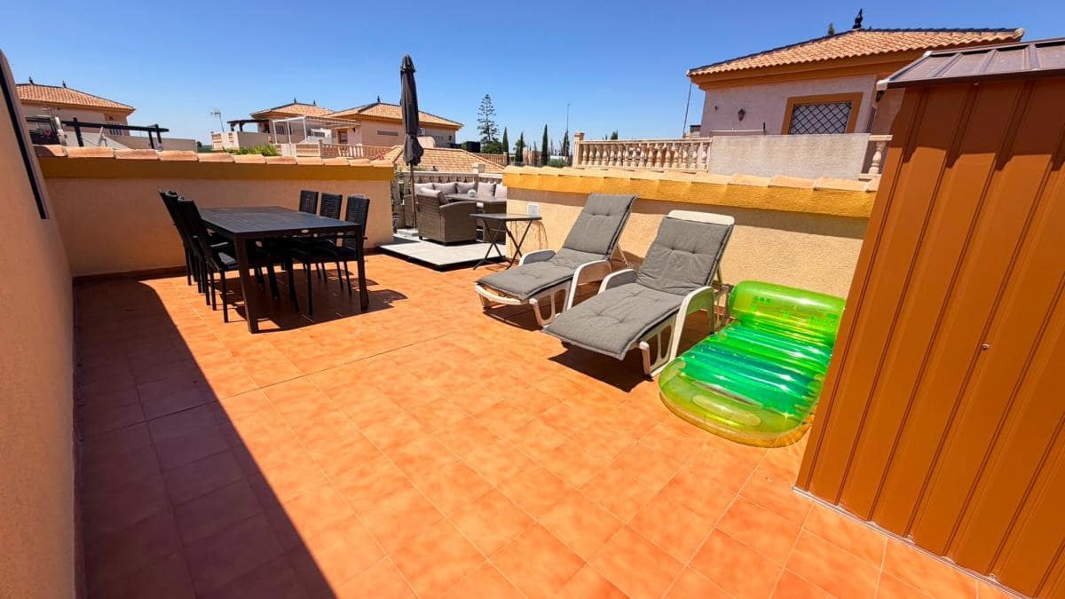 2 soverom Hus til salgs i Los Montesinos med svømmebasseng garasje - € 168 000 (Ref: 10181505)