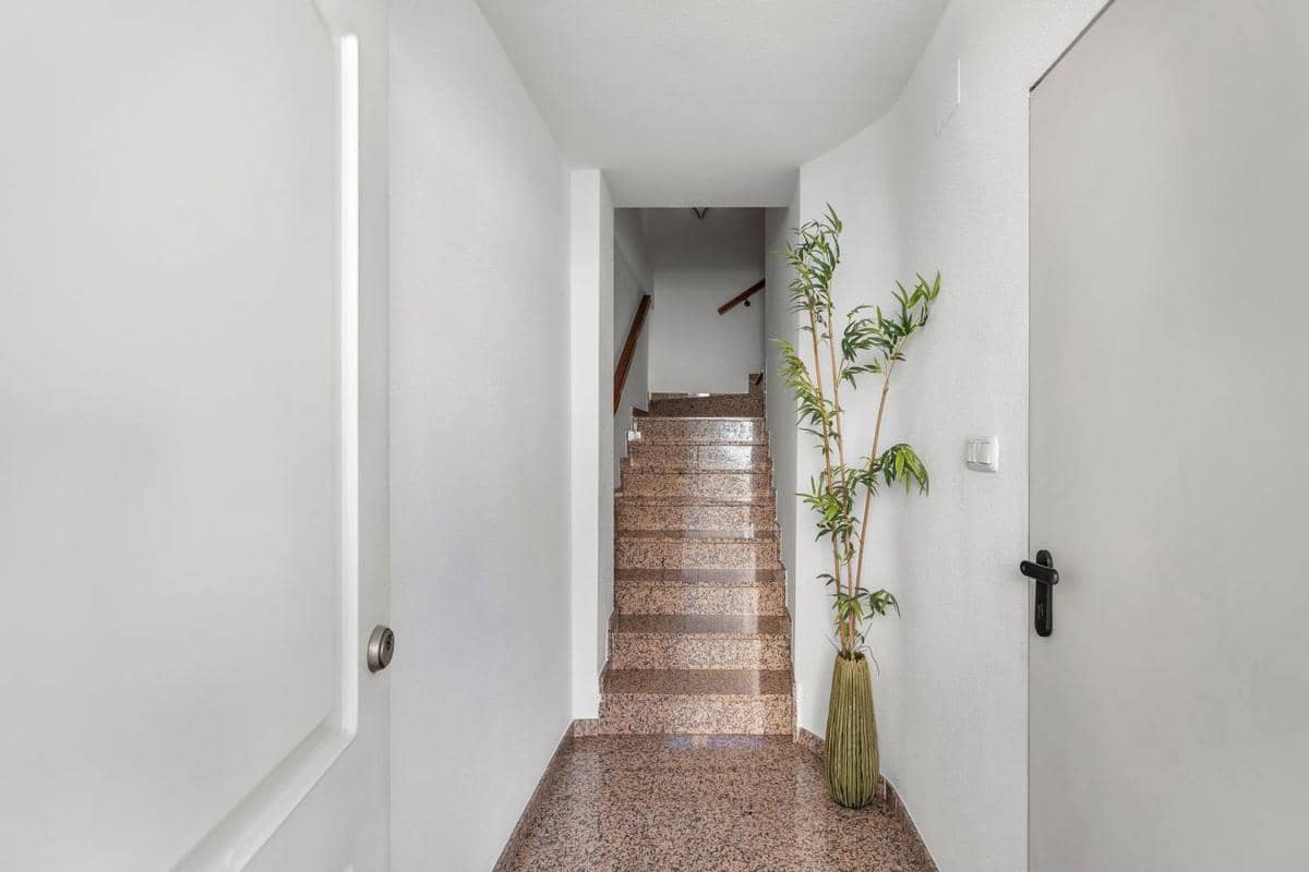 4 sovrum Lägenhet till salu i Novelda med garage - 287 700 € (Ref: 10181509)
