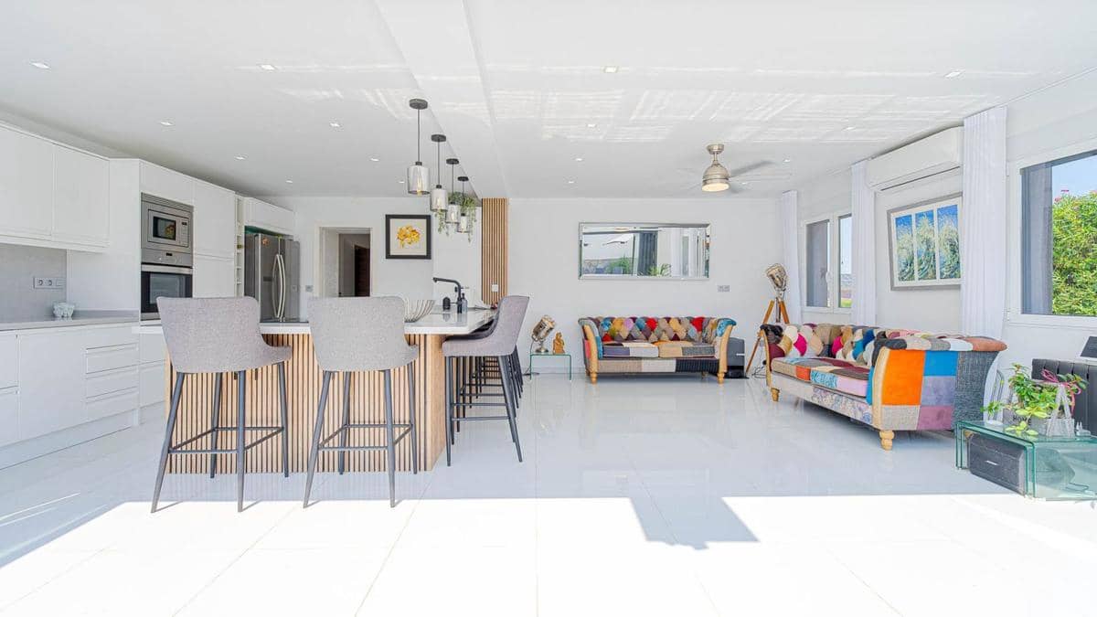 3 slaapkamer Villa te koop in Orihuela met zwembad garage - € 770.000 (Ref: 10181510)