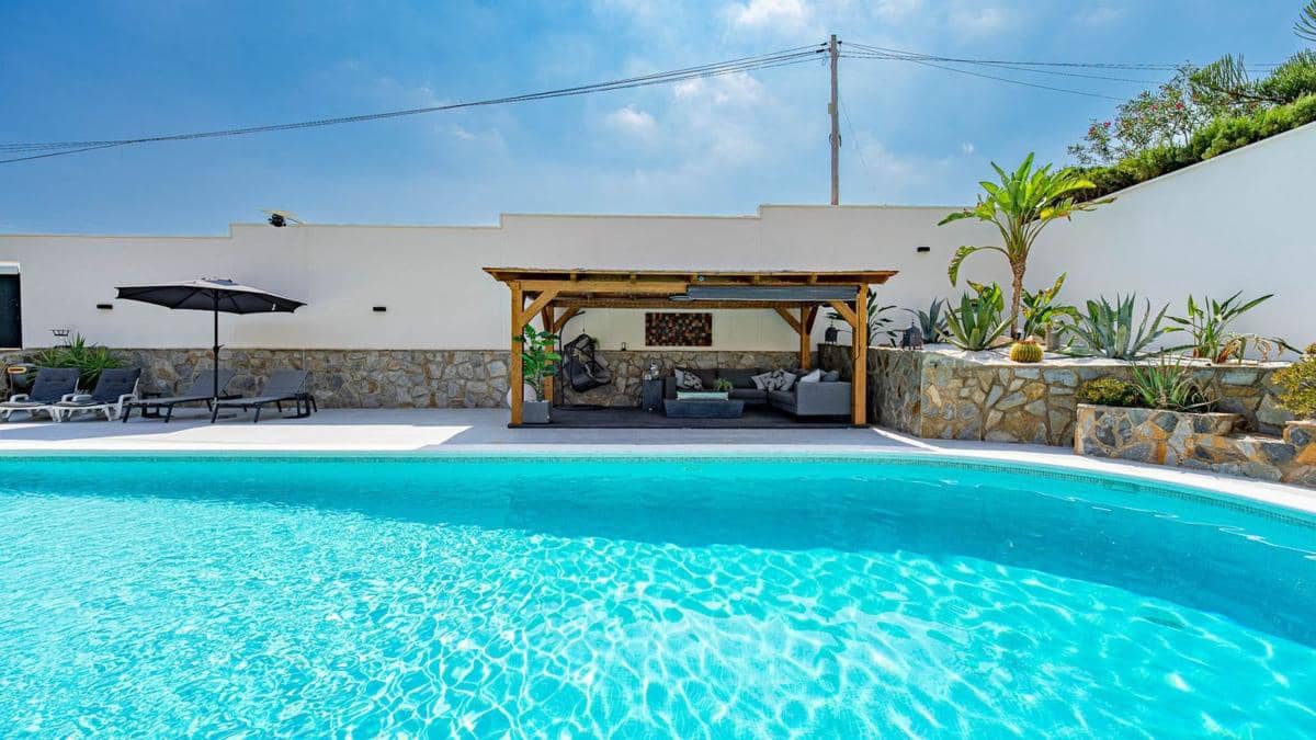 3 slaapkamer Villa te koop in Orihuela met zwembad garage - € 770.000 (Ref: 10181510)
