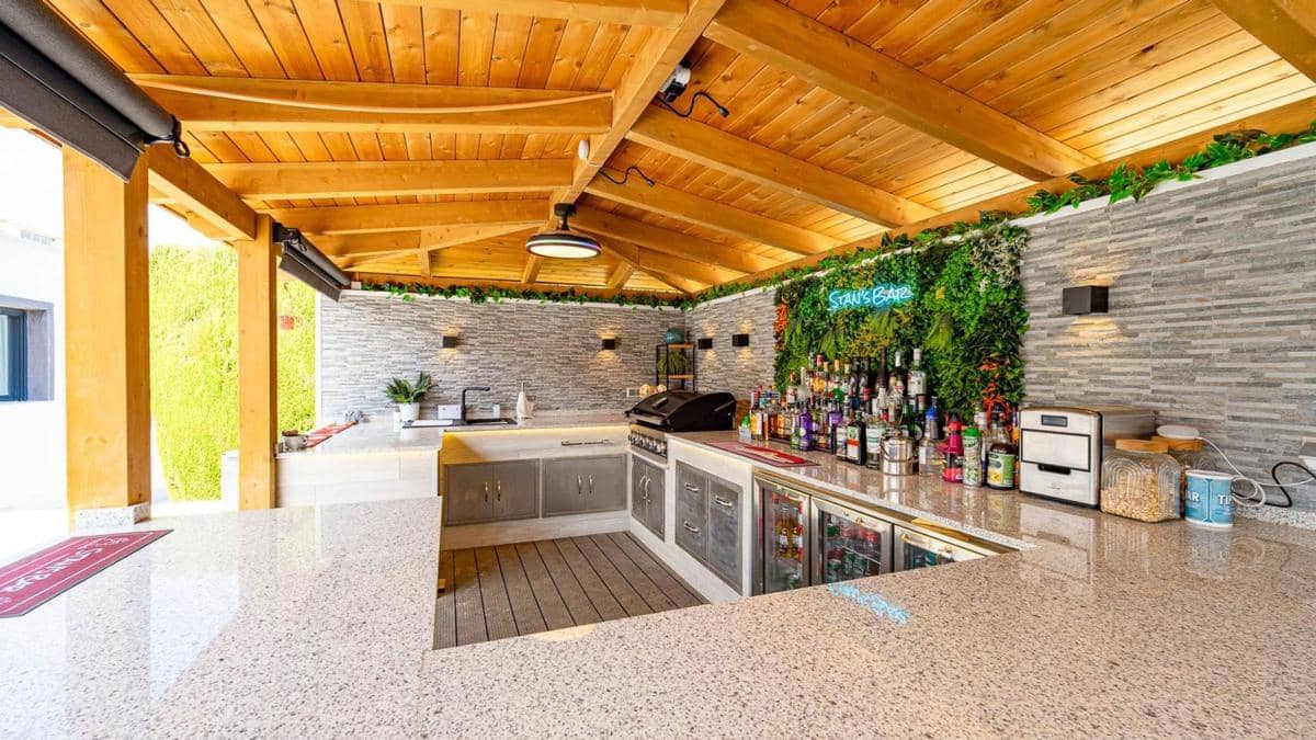 3 slaapkamer Villa te koop in Orihuela met zwembad garage - € 770.000 (Ref: 10181510)