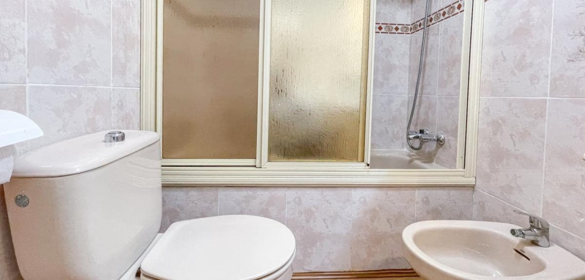 Apartamento de 3 habitaciones en Torrevieja en venta con garaje - 259.900 € (Ref: 10181513)