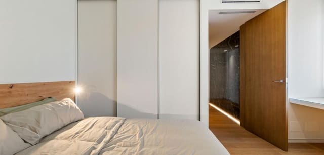 Apartamento de 2 habitaciones en Centro - Muelle Pesquero, Torrevieja en venta - 334.000 € (Ref: 10181518)