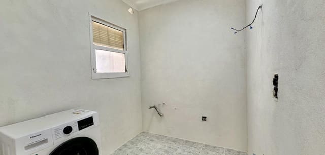 2 Zimmer Apartment zu verkaufen in Playa Flamenca, Orihuela mit Pool - 139.000 € (Ref: 10181521)