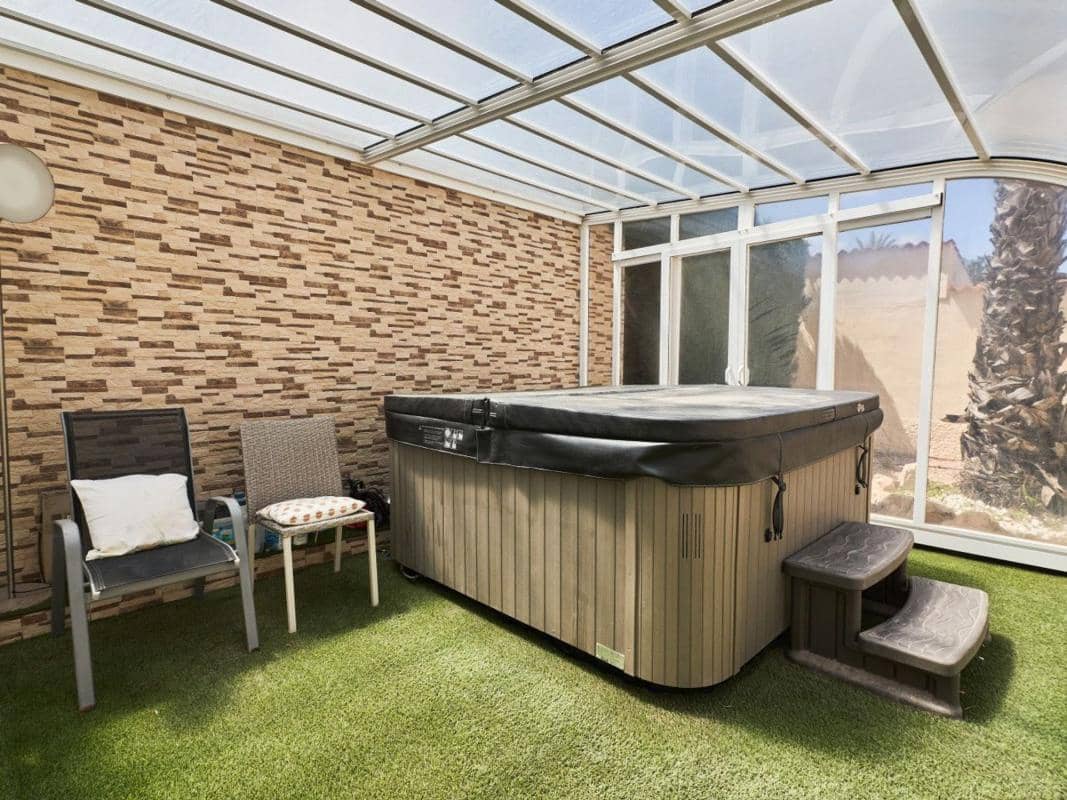 4 soveværelse Villa til salg i Rojales med swimmingpool garage - € 695.000 (Ref: 10181574)