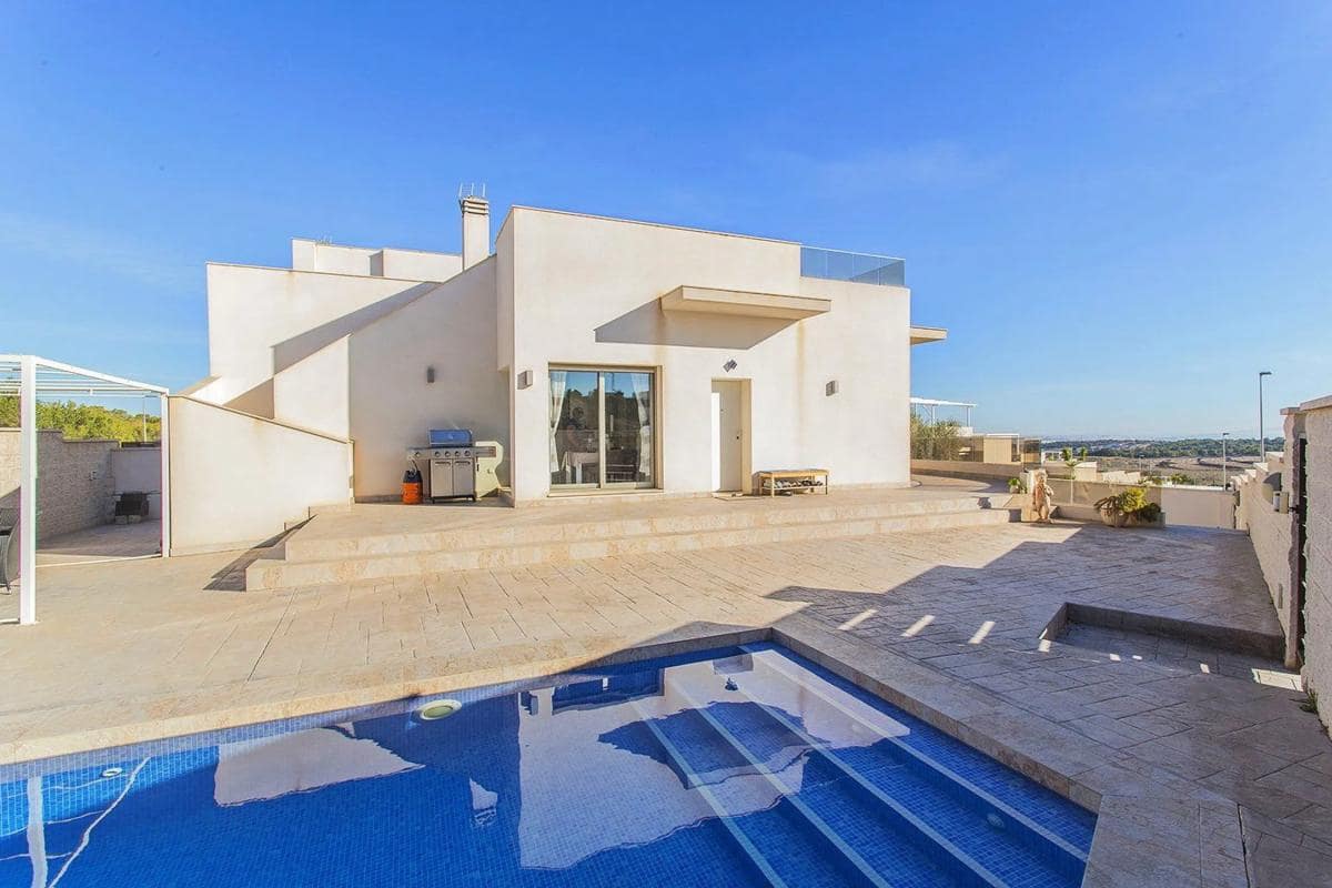3 soverom Villa til salgs i San Miguel de Salinas med svømmebasseng - € 682 500 (Ref: 10181576)