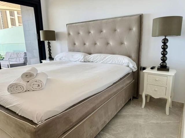 3 Zimmer Apartment zu verkaufen in Playa Poniente, Benidorm mit Garage - 678.000 € (Ref: 10181577)