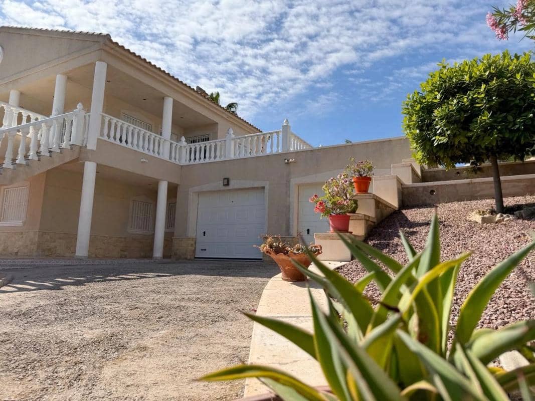 Chalet de 3 habitaciones en Algorfa en venta con piscina garaje - 650.000 € (Ref: 10181578)