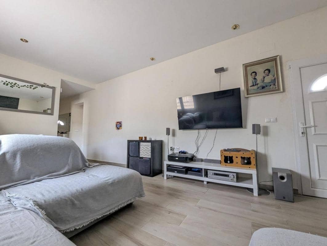 3 quarto Moradia para venda em Torrevieja com piscina - 430 000 € (Ref: 10181593)