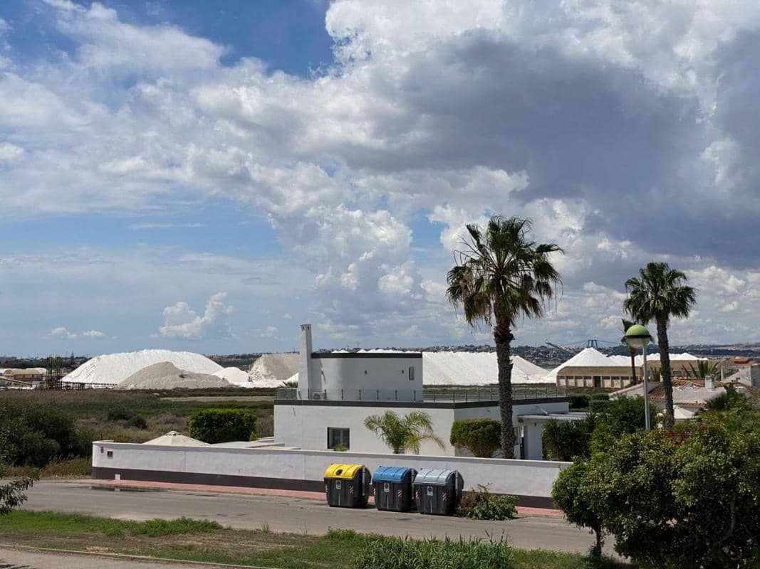 3 quarto Moradia para venda em Torrevieja com piscina - 430 000 € (Ref: 10181593)