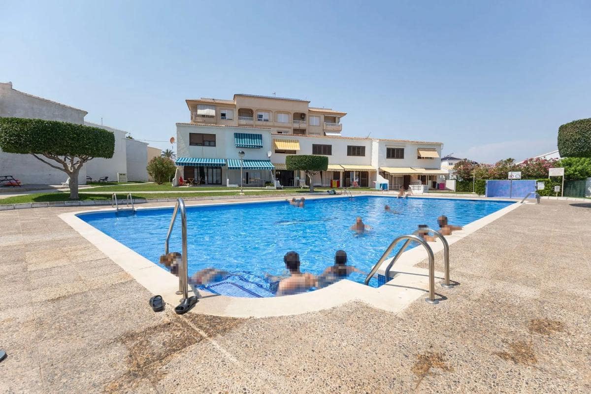 2 soverom Bungalow til salgs i Orihuela med svømmebasseng - € 357 000 (Ref: 10181600)