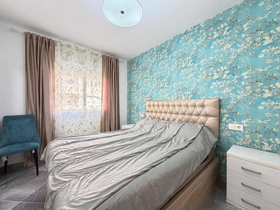 2 soverom Leilighet til salgs i Torrevieja med garasje - € 210 000 (Ref: 10182955)