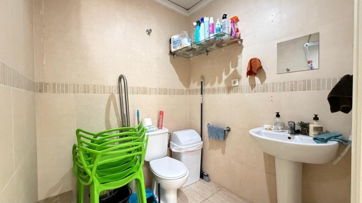 Negocio de 1 habitación en Torrevieja en venta - 85.000 € (Ref: 10182956)