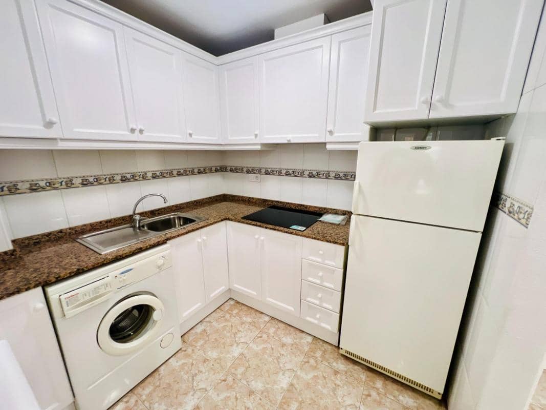 2 Zimmer Apartment zu verkaufen in Torrevieja - 129.000 € (Ref: 10182963)