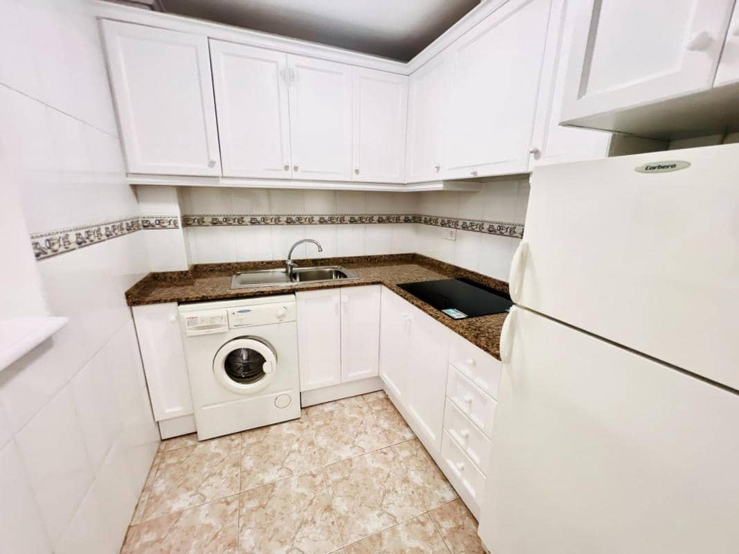 2 Zimmer Apartment zu verkaufen in Torrevieja - 129.000 € (Ref: 10182963)