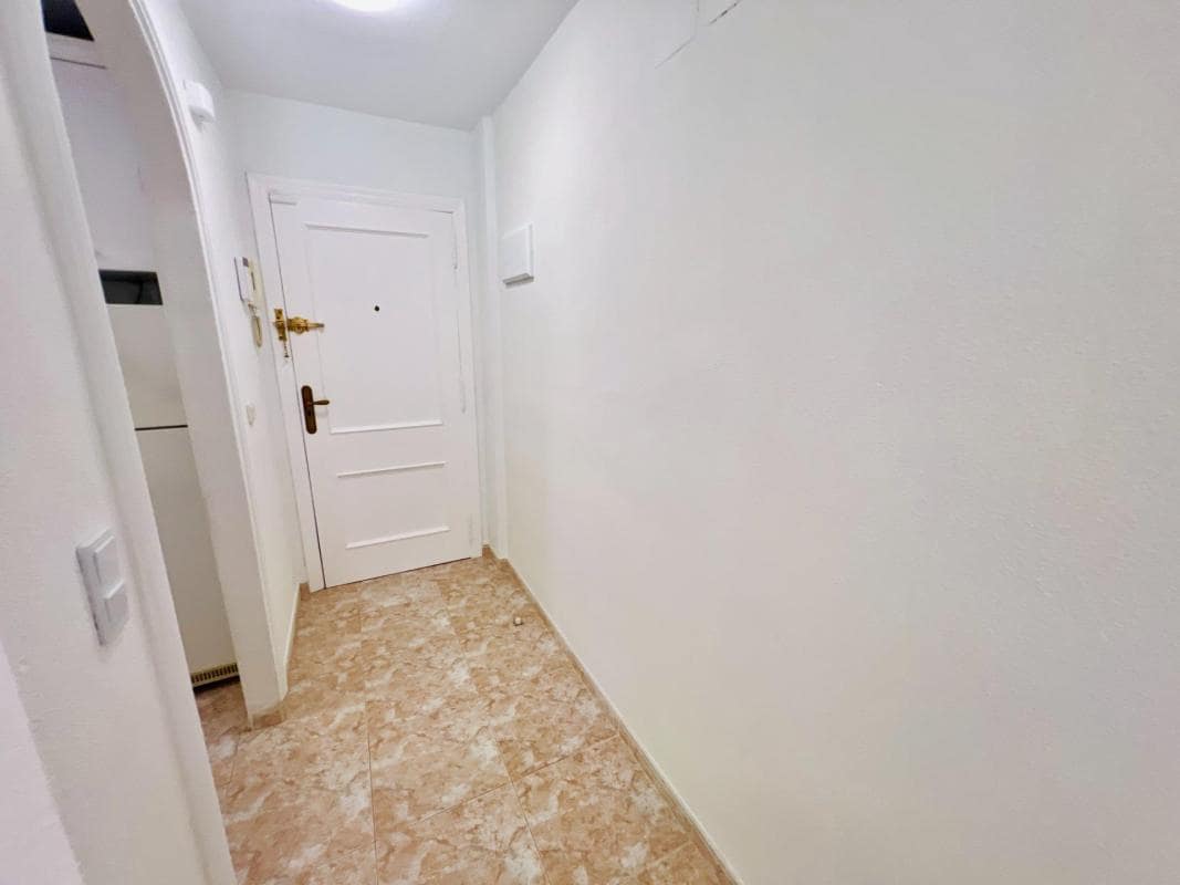 2 Zimmer Apartment zu verkaufen in Torrevieja - 129.000 € (Ref: 10182963)