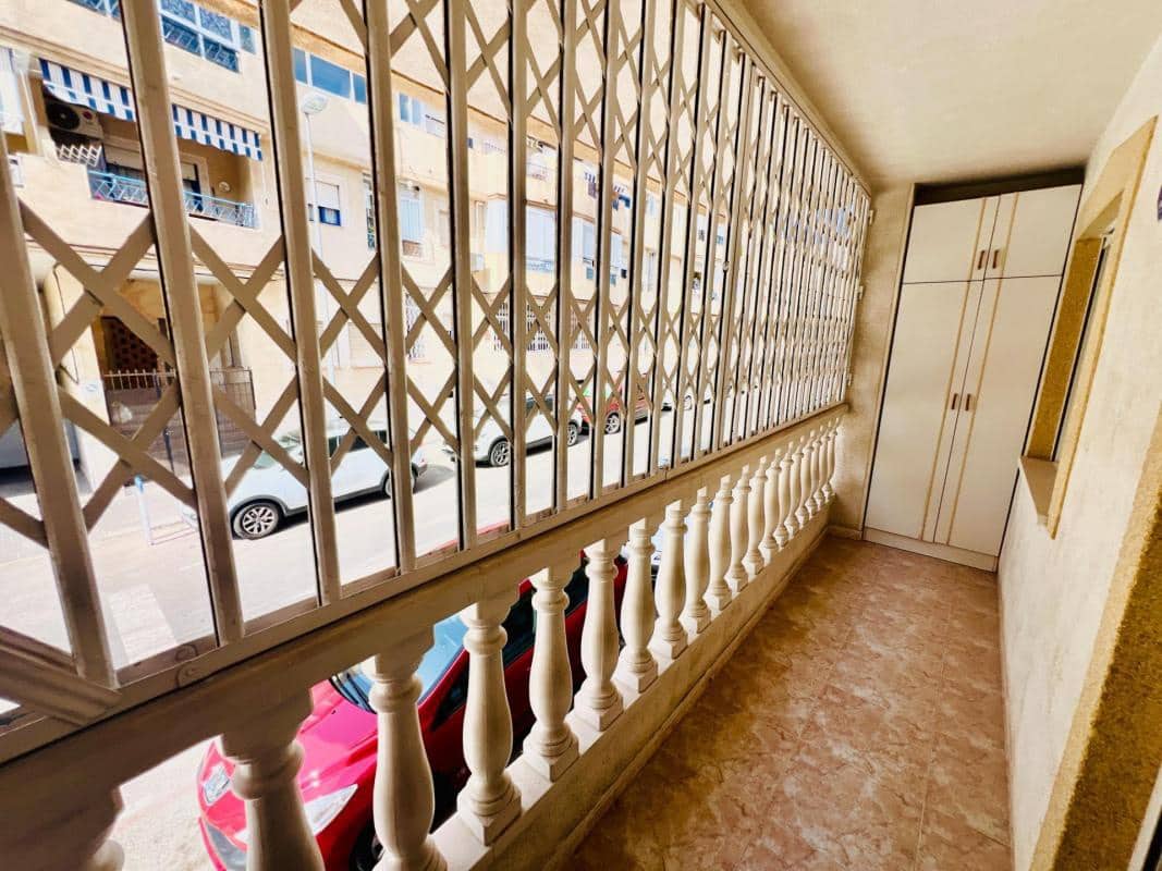 2 Zimmer Apartment zu verkaufen in Torrevieja - 129.000 € (Ref: 10182963)