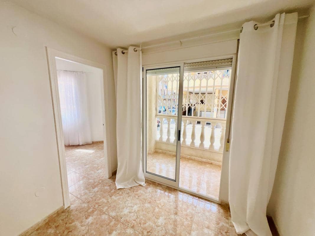 2 Zimmer Apartment zu verkaufen in Torrevieja - 129.000 € (Ref: 10182963)