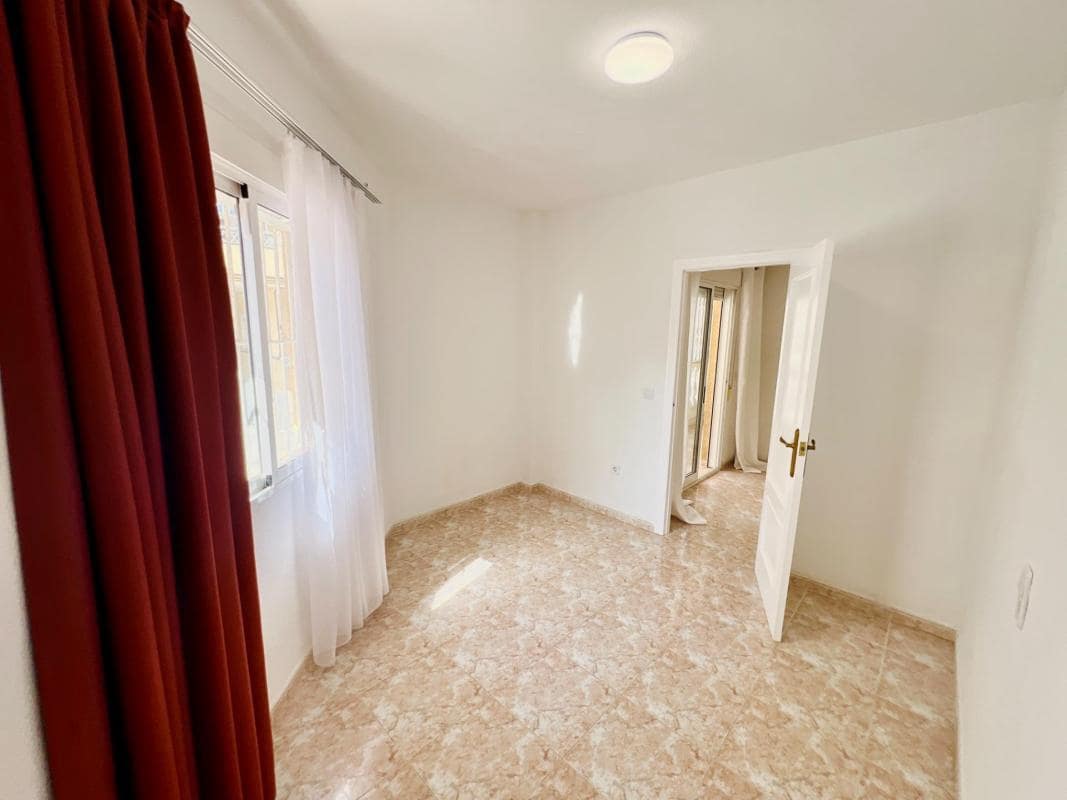 2 Zimmer Apartment zu verkaufen in Torrevieja - 129.000 € (Ref: 10182963)
