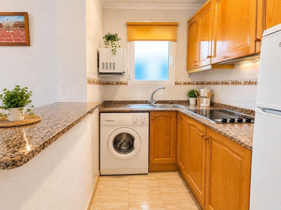 1 soverom Leilighet til salgs i Torrevieja med svømmebasseng - € 139 960 (Ref: 10184675)