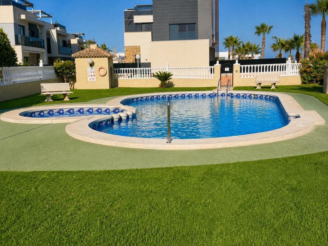 1 soverom Bungalow til salgs i Orihuela med svømmebasseng - € 195 000 (Ref: 10184680)