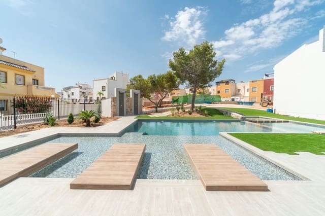 2 sovrum Bungalow till salu i Los Balcones med pool - 274 900 € (Ref: 8753536)