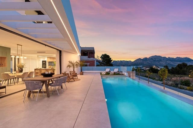 4 soveværelse Villa til salg i Polop med swimmingpool garage - € 725.000 (Ref: 9042513)