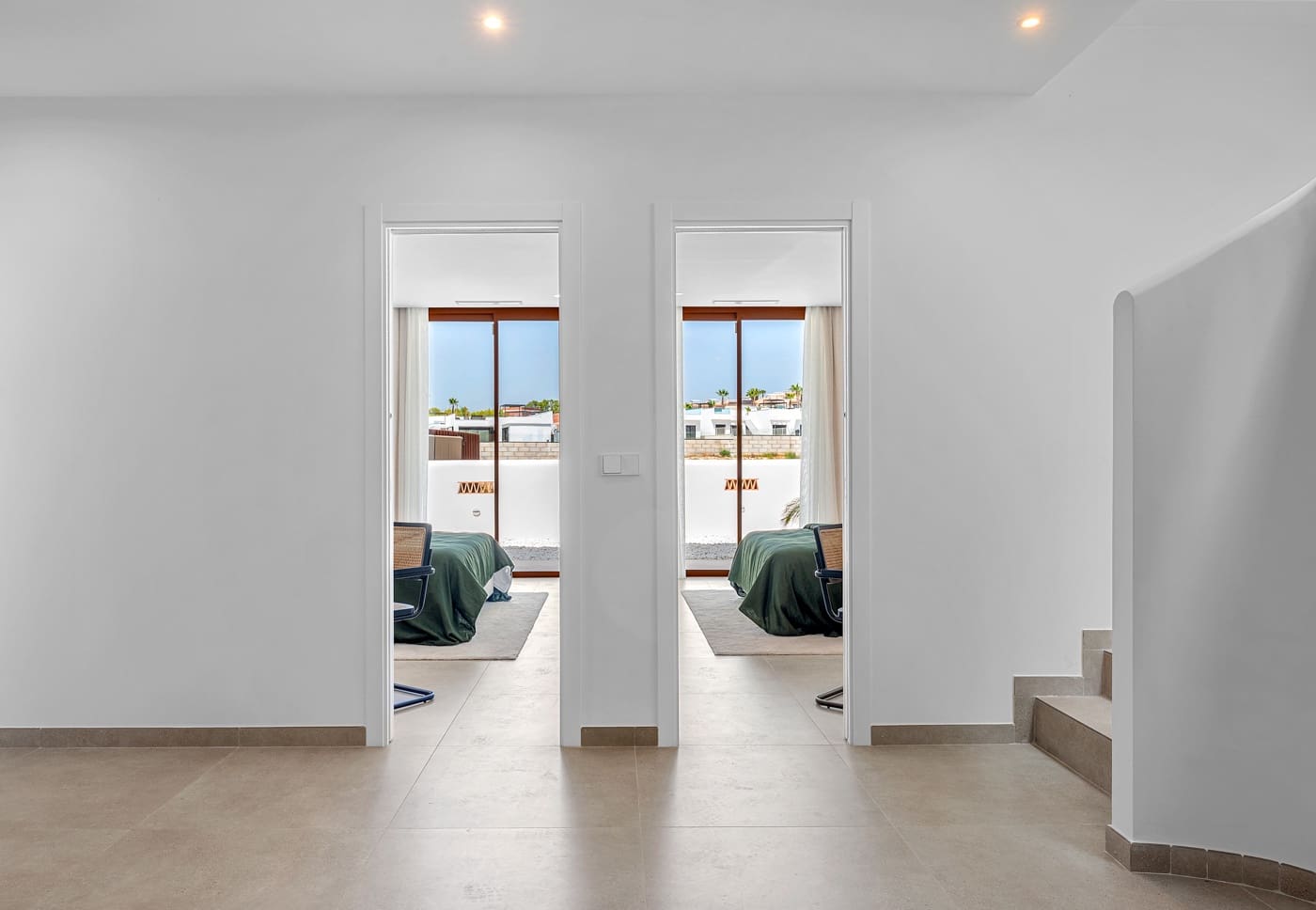 4 bedroom Villa for sale in Algorfa with garage - € 840,000 (Ref: 9327084)