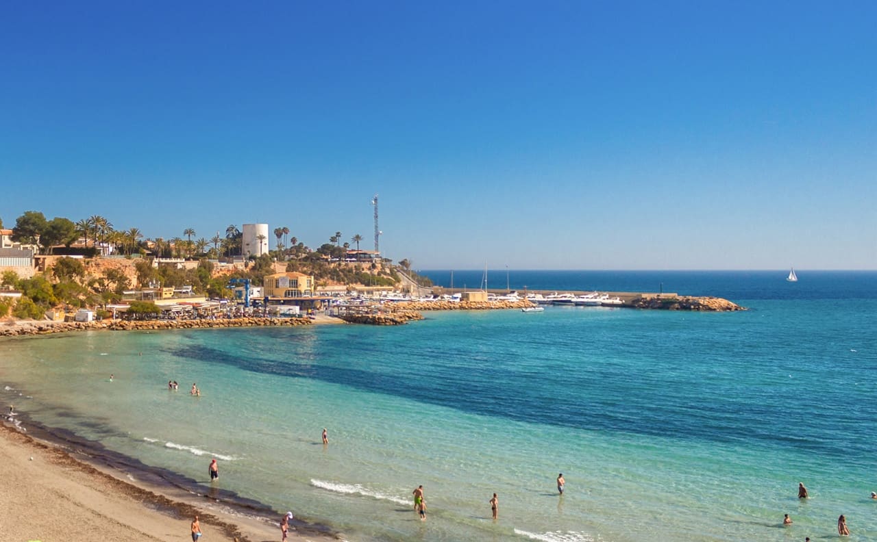 3 Zimmer Villa zu verkaufen in Orihuela Costa - 390.000 € (Ref: 9327583)