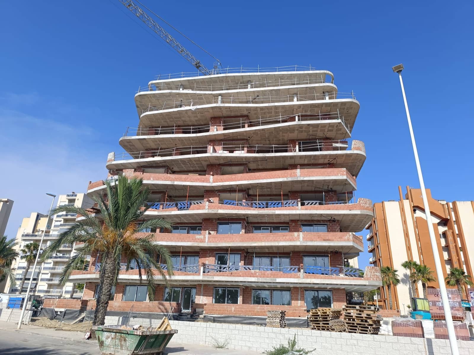 2 sovrum Takvåning till salu i Guardamar del Segura med pool garage - 449 000 € (Ref: 9327765)