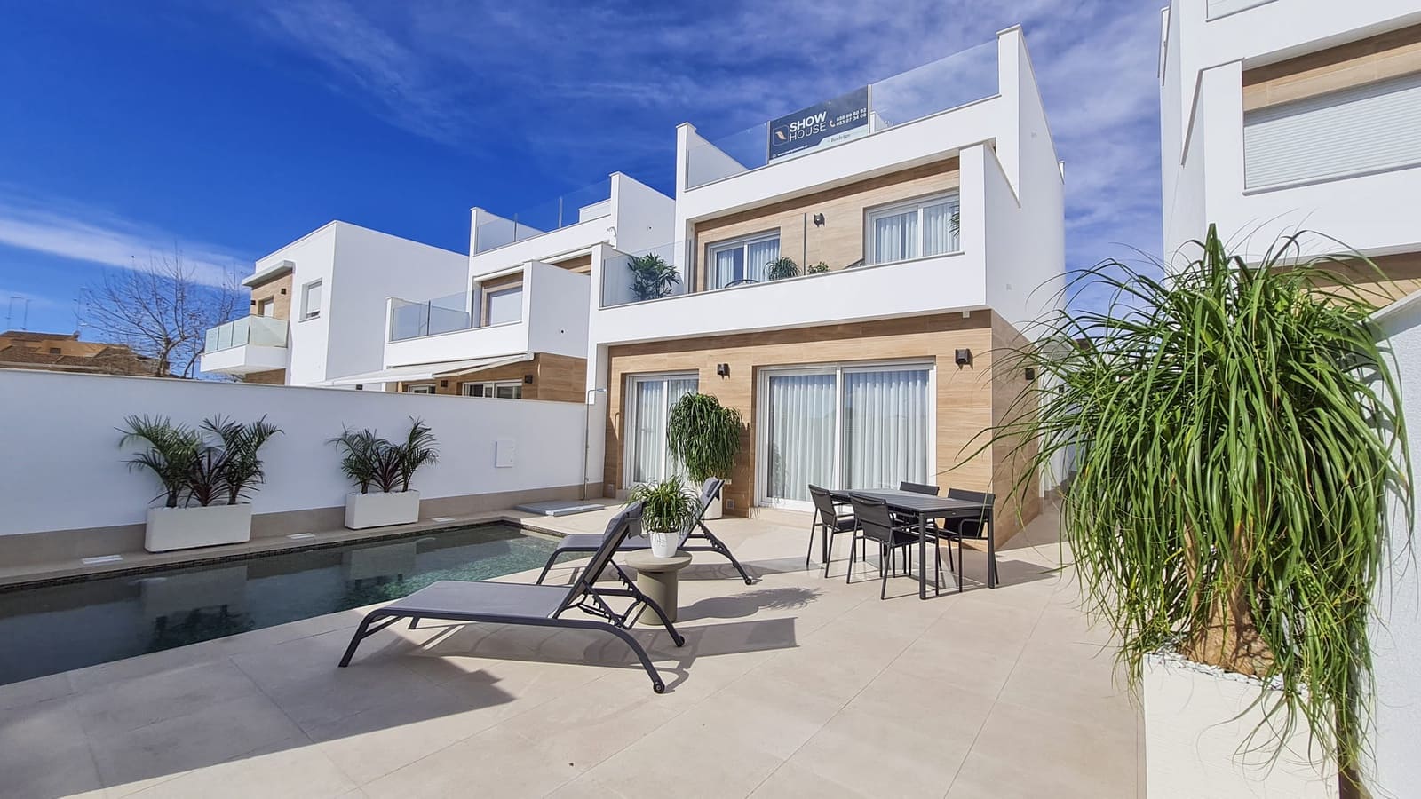 3 bedroom Villa for sale in San Pedro del Pinatar - € 389,000 (Ref: 9327851)