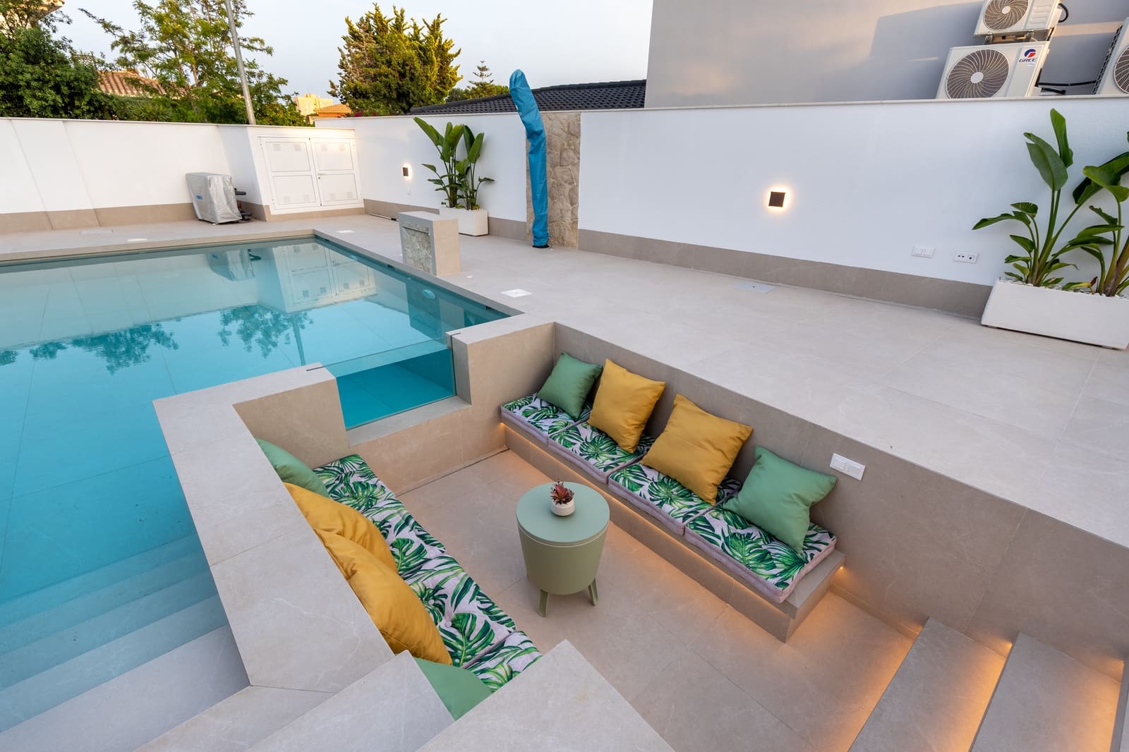 4 soverom Villa til salgs i Orihuela Costa med svømmebasseng - € 1 350 000 (Ref: 9327858)