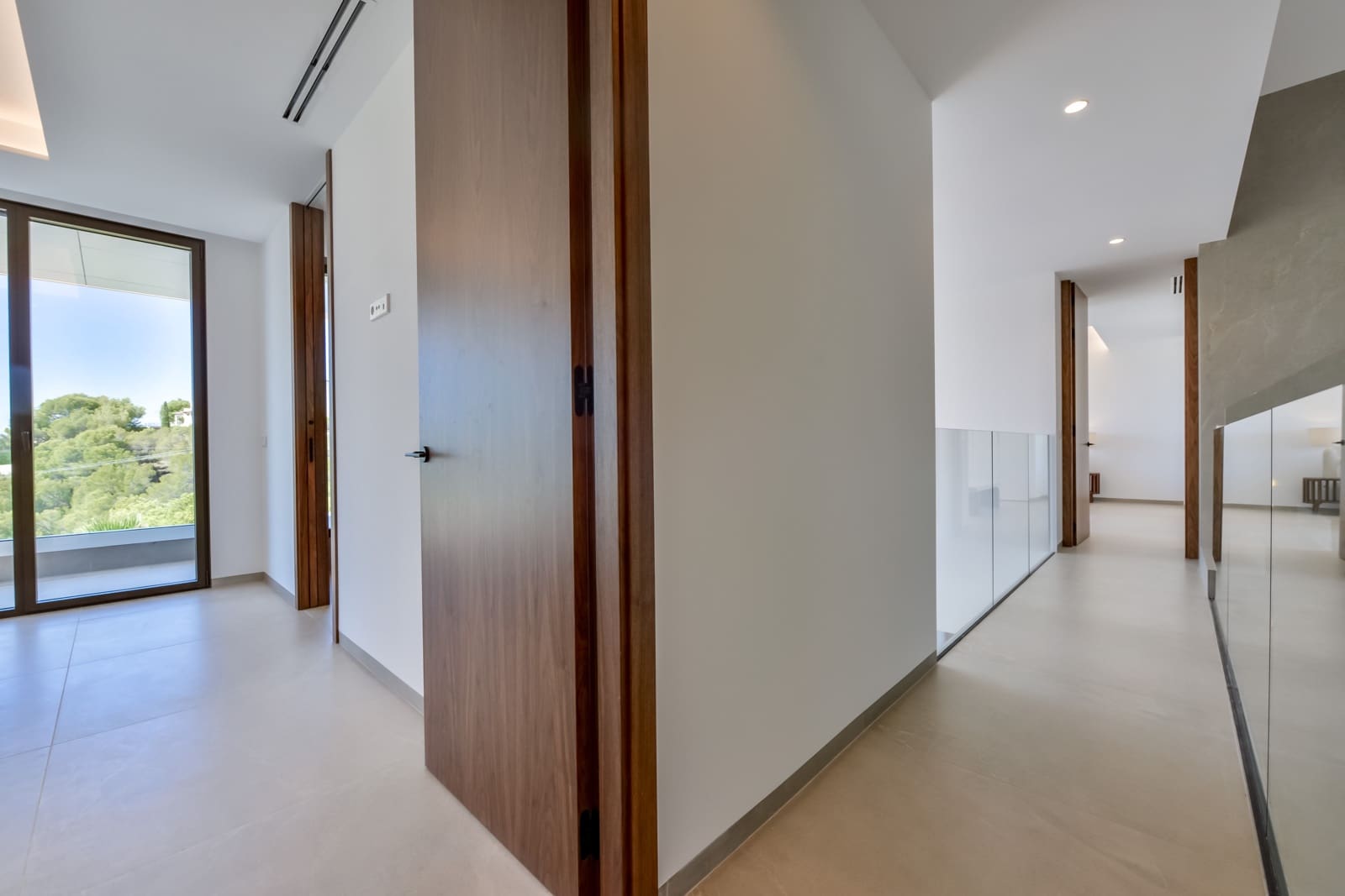 4 bedroom Villa for sale in Altea - € 2,795,000 (Ref: 9358817)