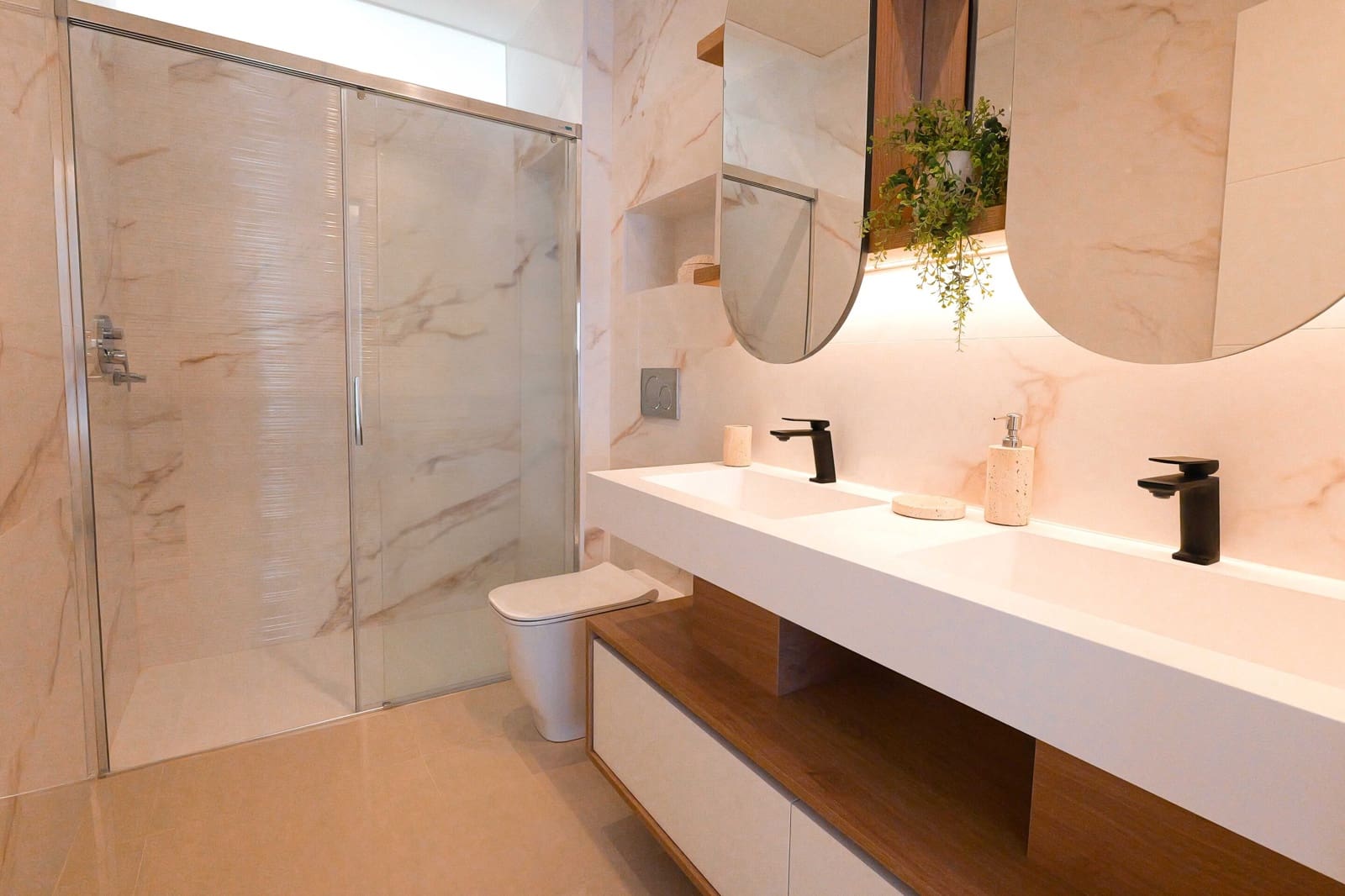 3 slaapkamer Bungalow te koop in Ciudad Quesada met zwembad - € 414.000 (Ref: 9443023)