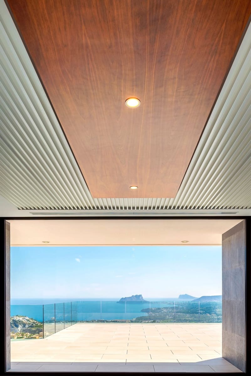 3 bedroom Villa for sale in Cumbre del Sol - € 1,691,000 (Ref: 9470231)