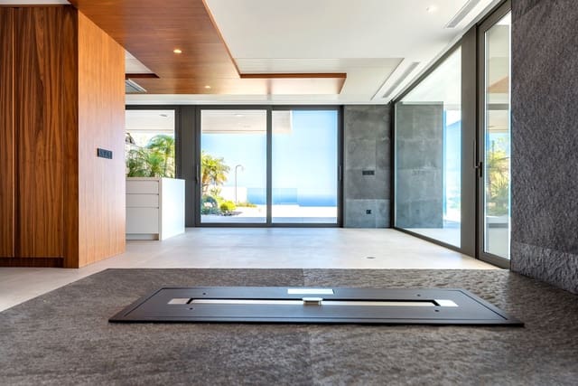 3 bedroom Villa for sale in Cumbre del Sol, Benitachell / Benitatxell - € 1,691,000 (Ref: 9470231)