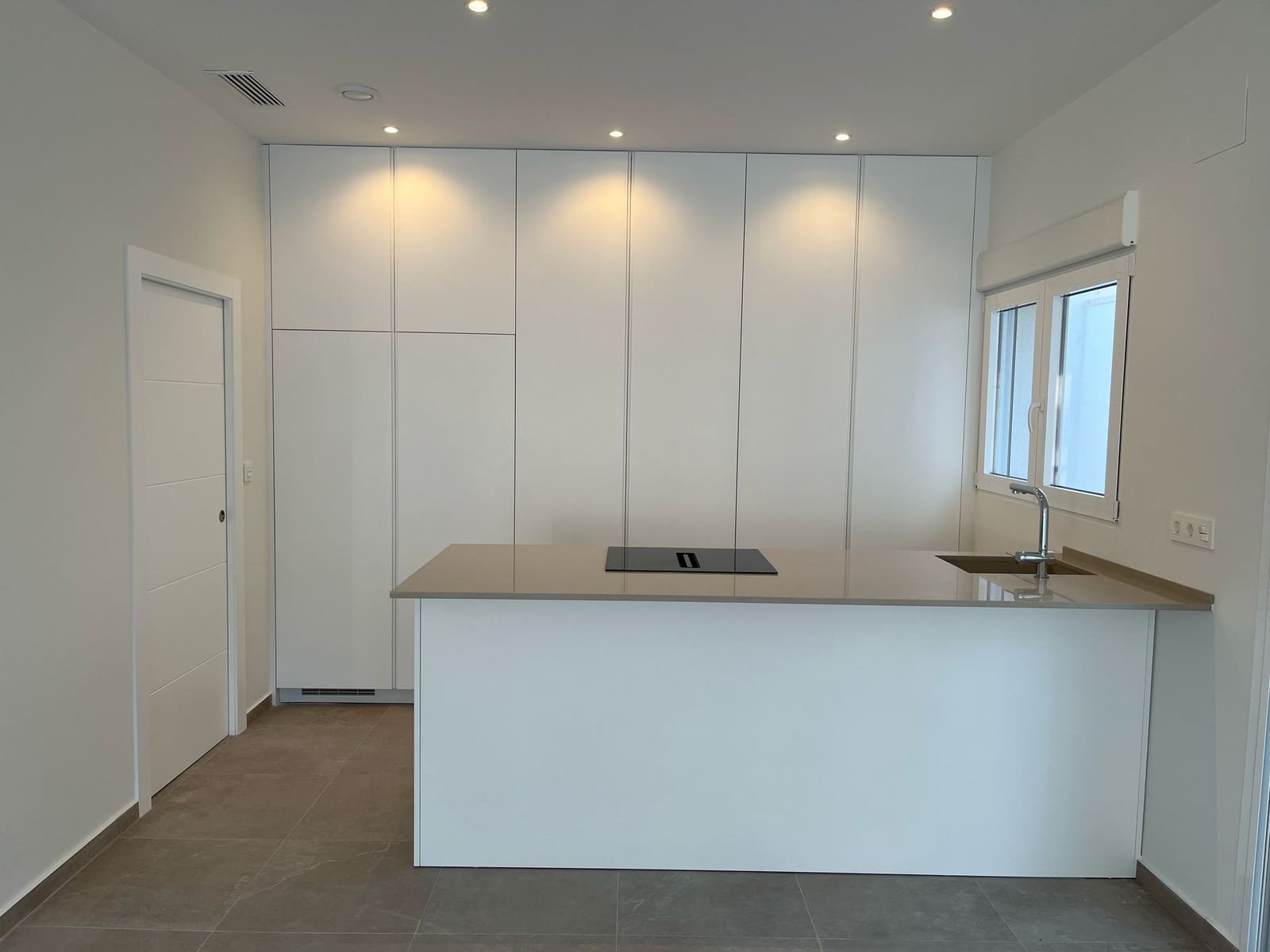 3 sypialnia Willa na sprzedaż w La Romana - 345 000 € (Ref: 9474845)