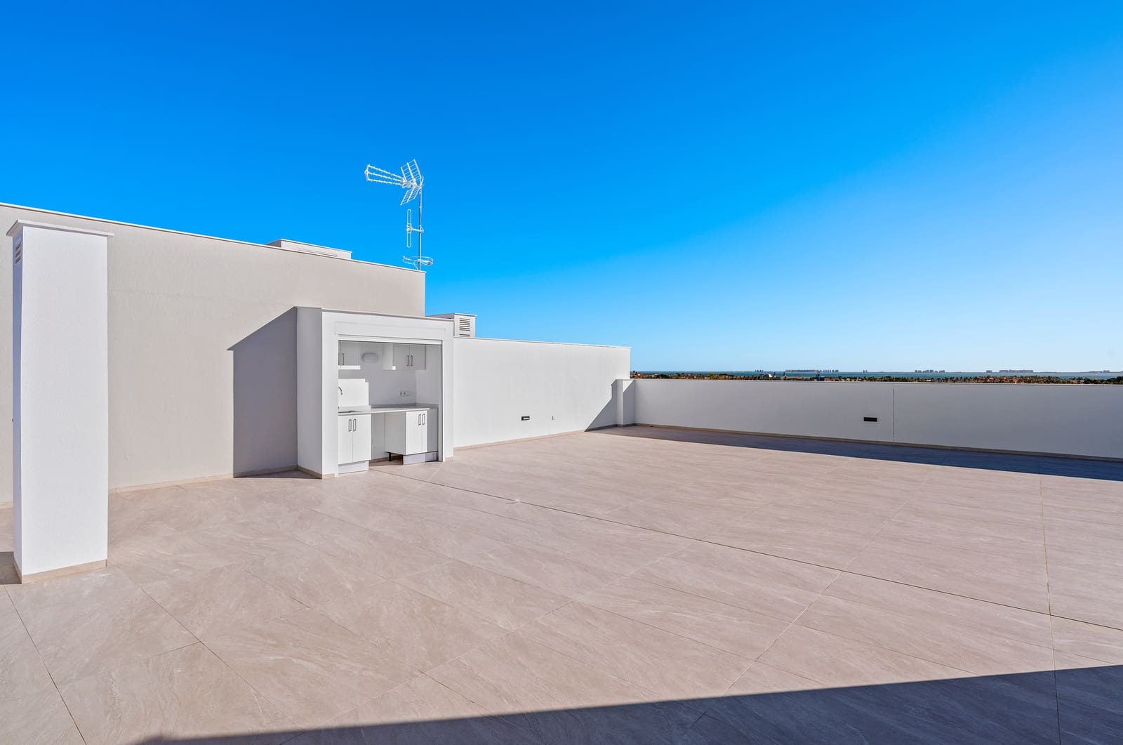 3 sovrum Lägenhet till salu i Los Alcazares med pool garage - 359 900 € (Ref: 9699593)